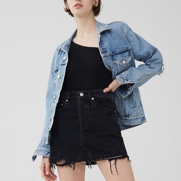 AGOLDE Quinn Hi Rise Denim Mini Skirt in Black Rock - Picture 1 of 12